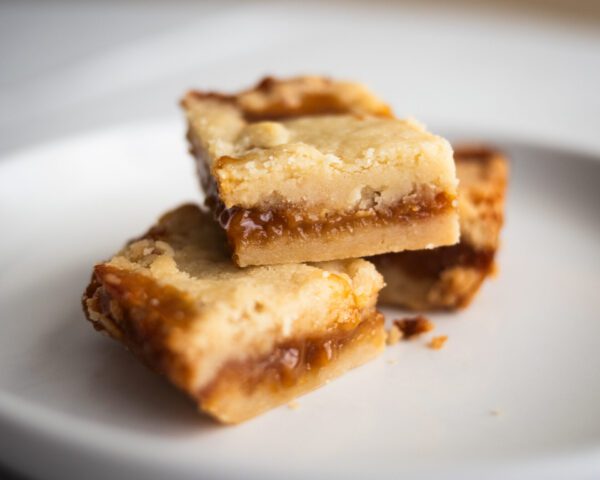 Caramel Crumble Bars